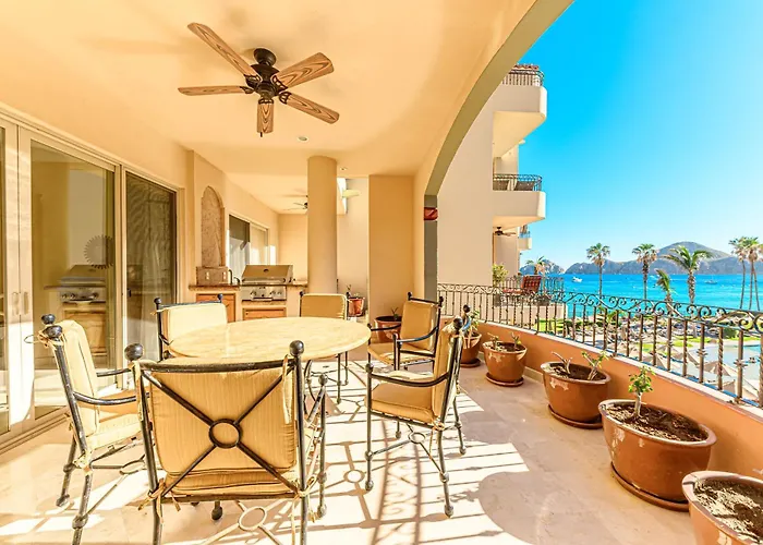 La Apartahotel Cabo San Lucas
