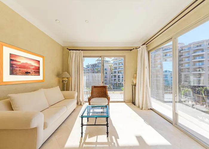 Apartahotel La